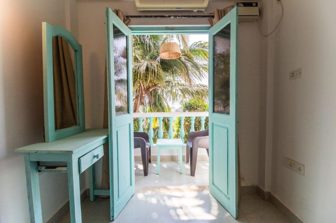 The Turquoiise House Hotel Morjim Exterior foto