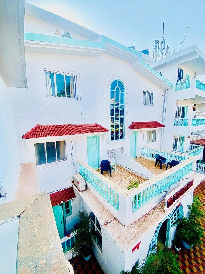 The Turquoiise House Hotel Morjim Exterior foto